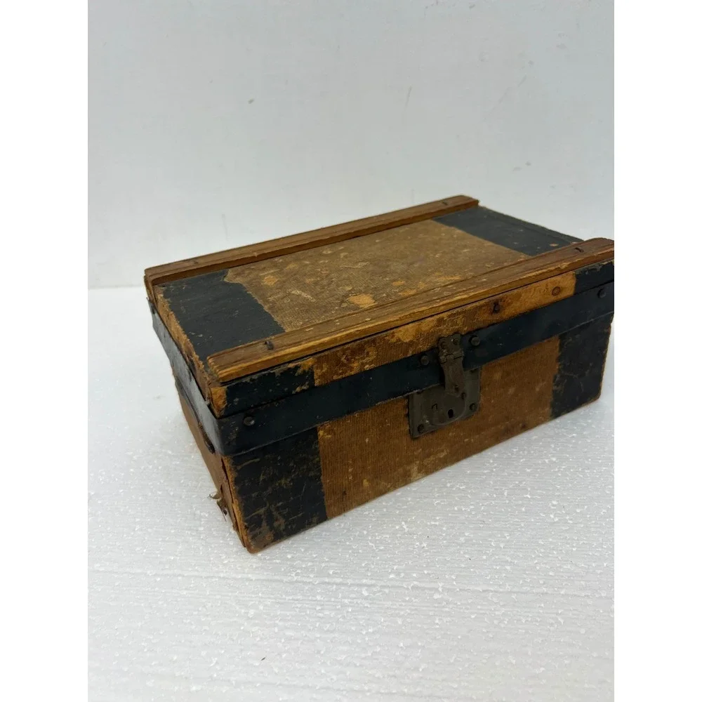 Antique Dollhouse Steamer Trunk w Tray Miniature Wood Slat Chest Vintage Box Old